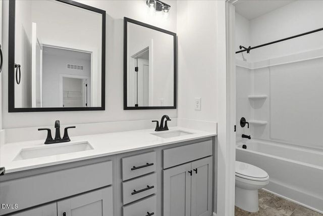 109 Manchester Court, La Grange, NC 28551