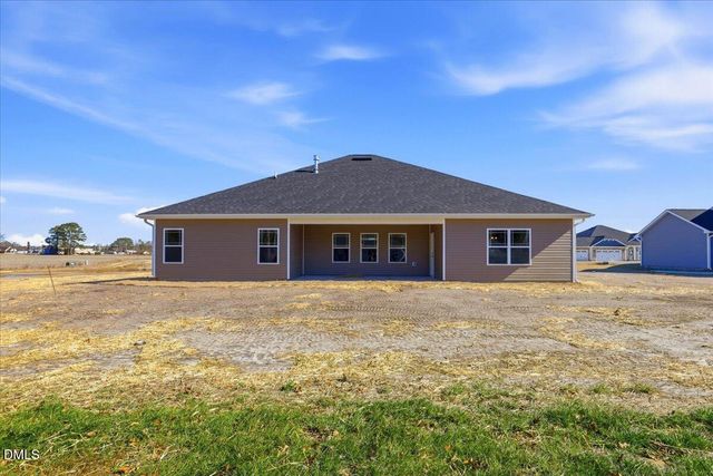 109 Manchester Court, La Grange, NC 28551