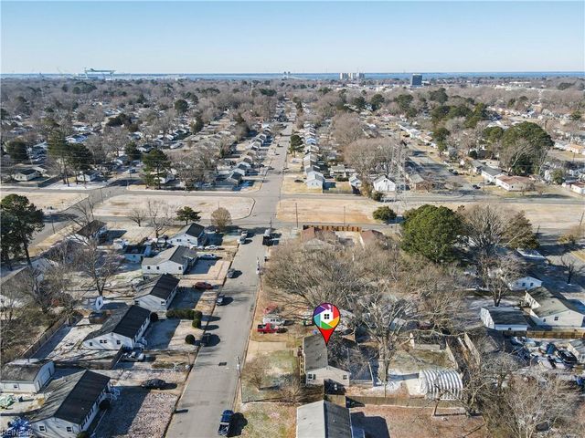 1207 77th ST, Newport News, VA 23605