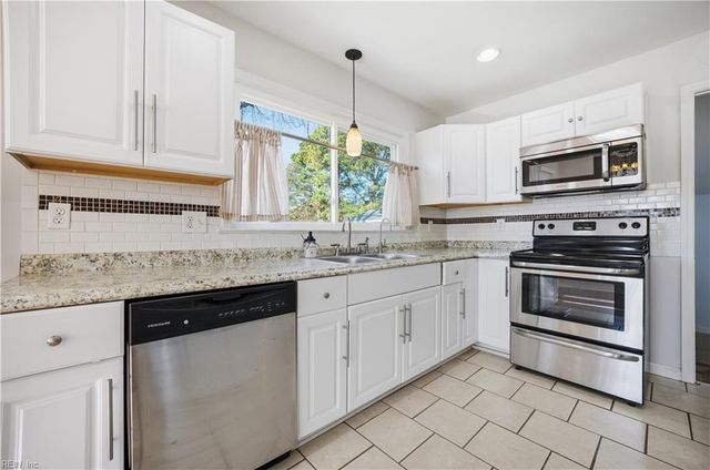 1207 77th ST, Newport News, VA 23605