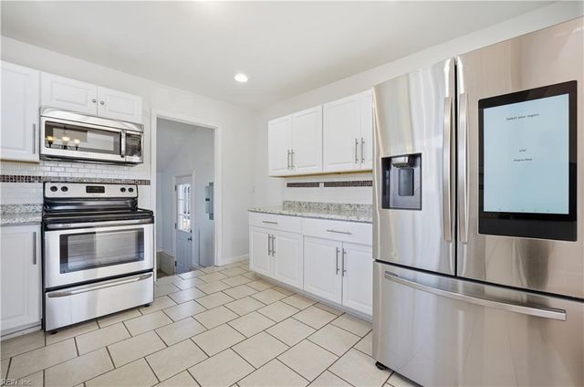 1207 77th ST, Newport News, VA 23605