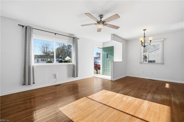 1207 77th ST, Newport News, VA 23605