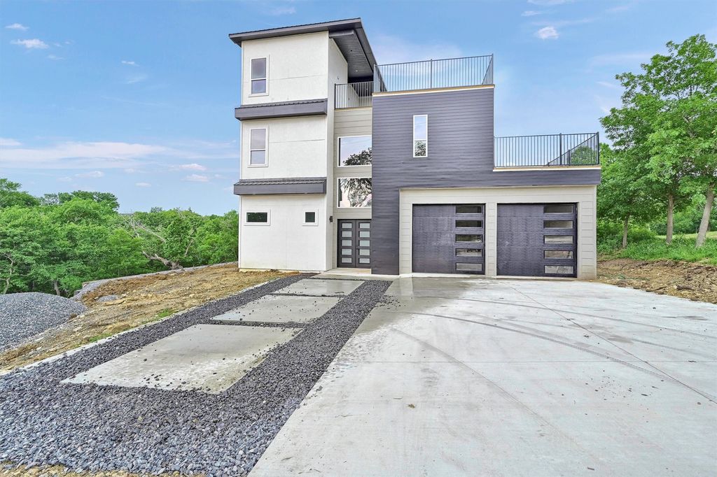 320 Bentwood Drive, Pottsboro, TX 75076