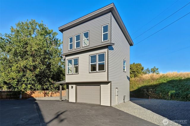 817 Lewis Street, Walla Walla, WA 99362