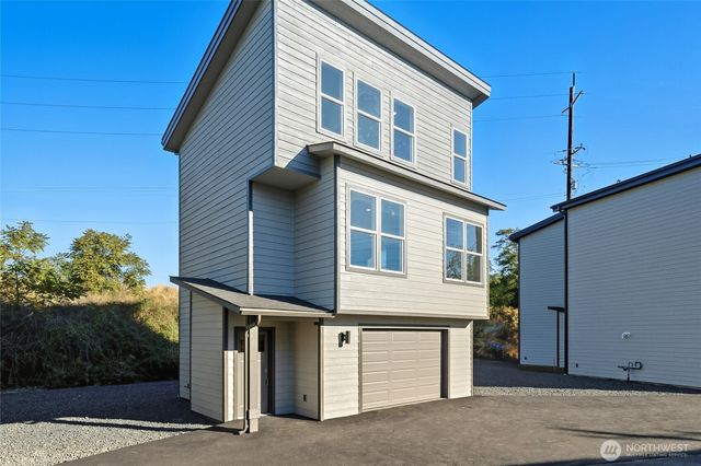 817 Lewis Street, Walla Walla, WA 99362