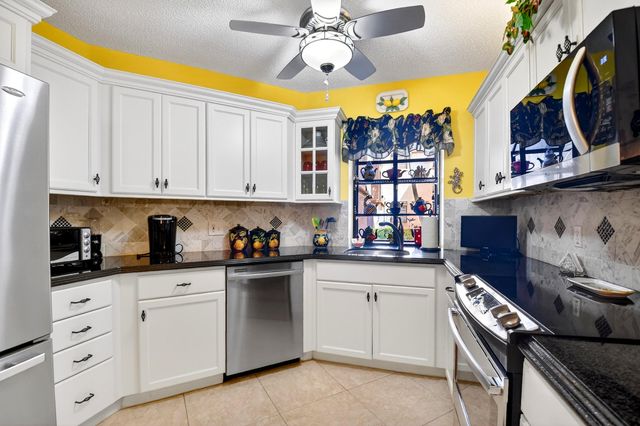 5188 Europa Drive G, Boynton Beach, FL 33437