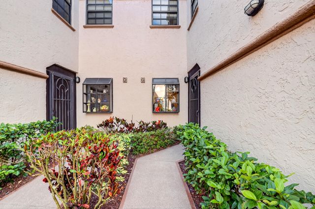 5188 Europa Drive G, Boynton Beach, FL 33437