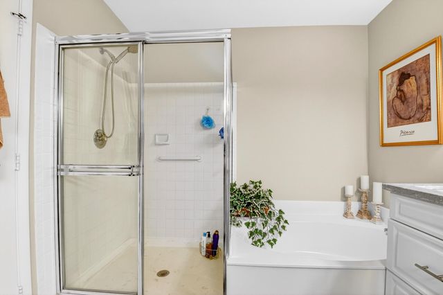 5188 Europa Drive G, Boynton Beach, FL 33437