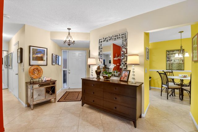 5188 Europa Drive G, Boynton Beach, FL 33437