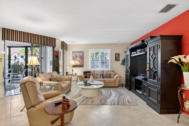 5188 Europa Drive G, Boynton Beach, FL 33437