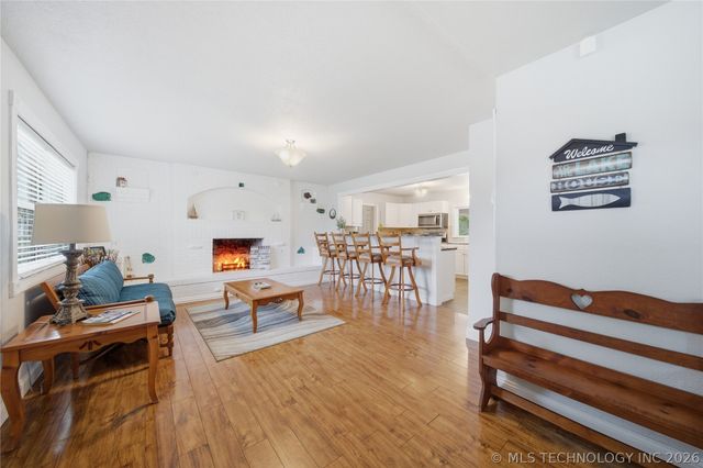 702 N Cherokee Street, Salina, OK 74365
