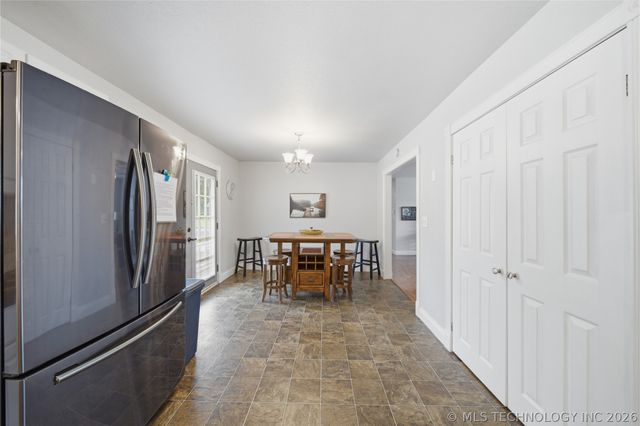 702 N Cherokee Street, Salina, OK 74365