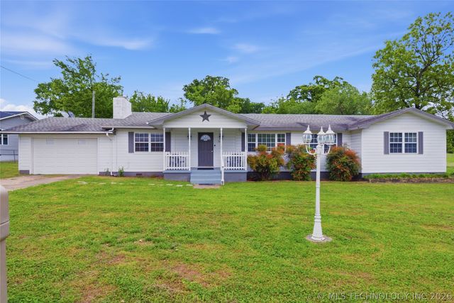 702 N Cherokee Street, Salina, OK 74365