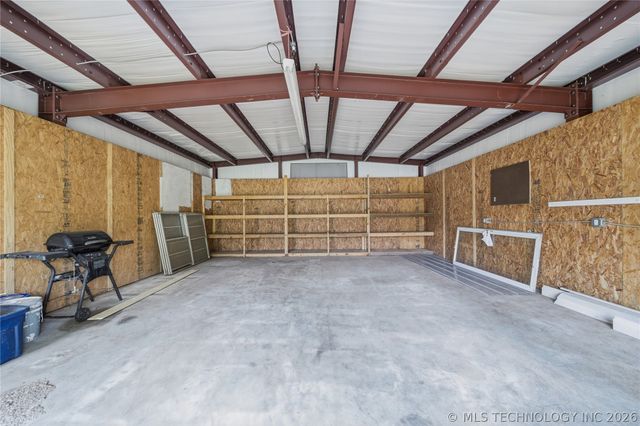 702 N Cherokee Street, Salina, OK 74365