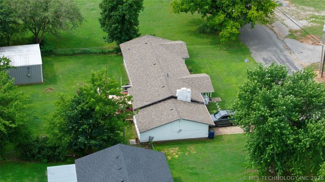 702 N Cherokee Street, Salina, OK 74365