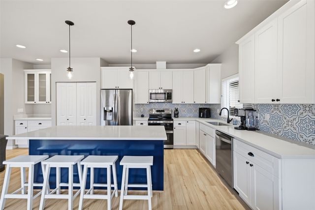 24034 221st Lane SE, Maple Valley, WA 98038