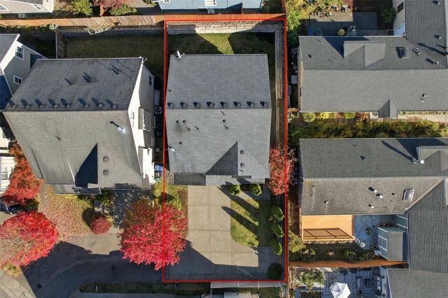 24034 221st Lane SE, Maple Valley, WA 98038
