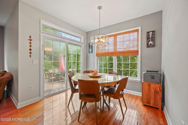 6 Huggins Lane, Manalapan, NJ 07726