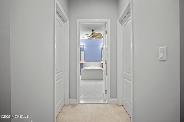 6 Huggins Lane, Manalapan, NJ 07726