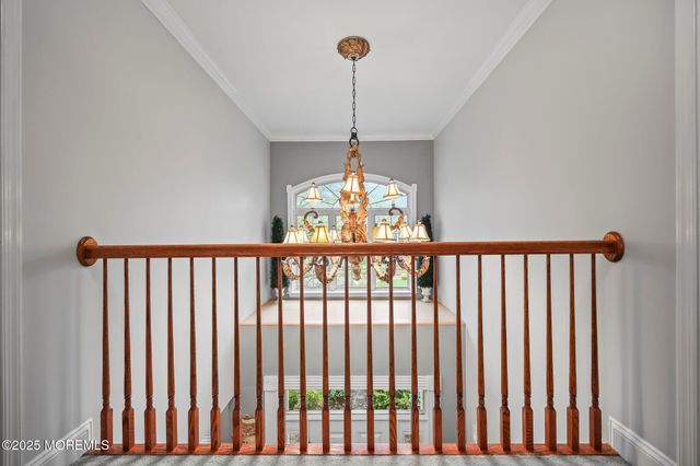 6 Huggins Lane, Manalapan, NJ 07726