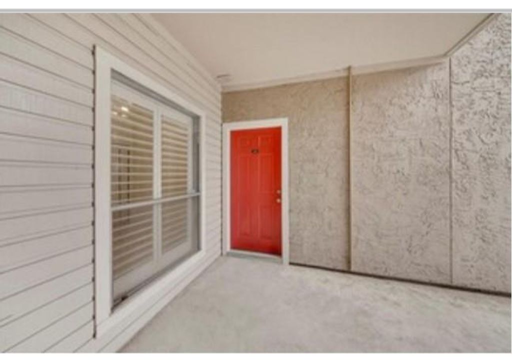 10855 Meadowglen Lane 1101, Houston, TX 77042