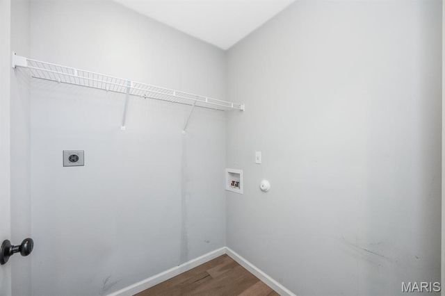 260 Emerald Way W, Granite City, IL 62040