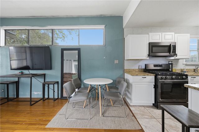 4345 Amherst Dr, Corpus Christi, TX 78412