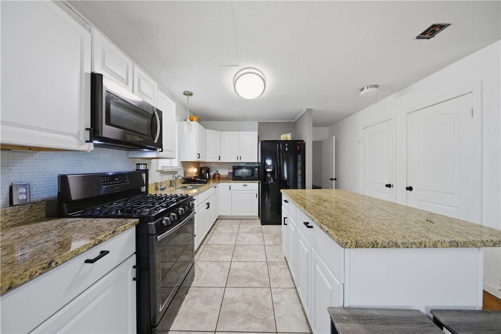 4345 Amherst Dr, Corpus Christi, TX 78412 — photo 5