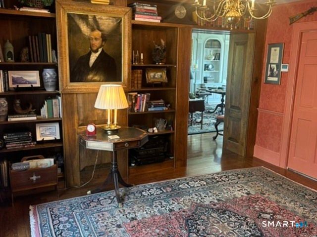 20 Grove Avenue, Groton, CT 06355