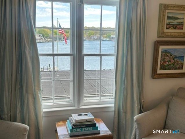 20 Grove Avenue, Groton, CT 06355