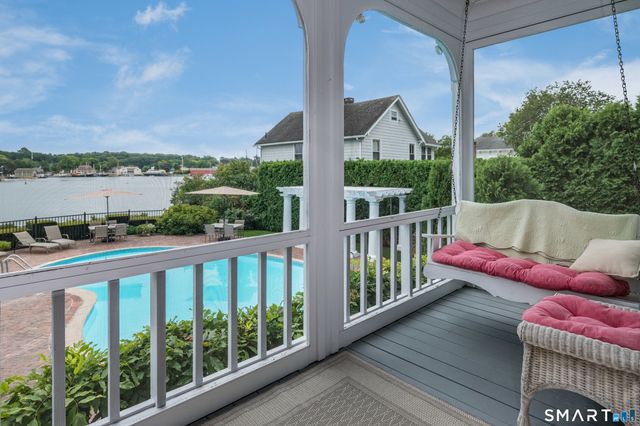 20 Grove Avenue, Groton, CT 06355