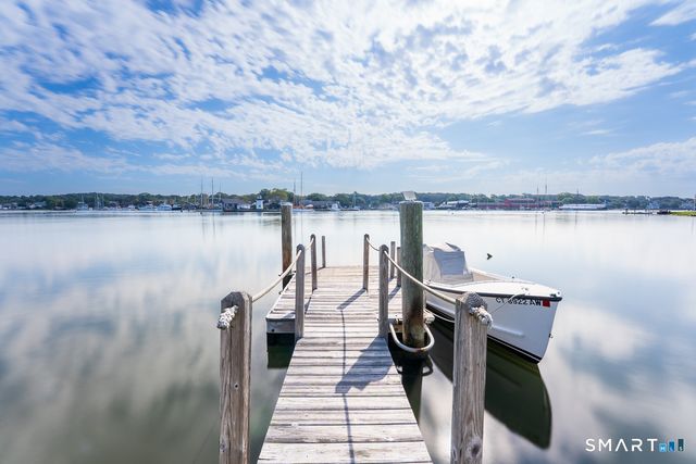 20 Grove Avenue, Groton, CT 06355