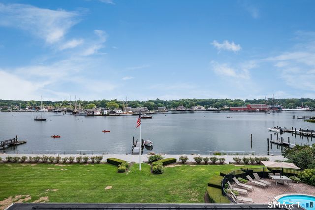20 Grove Avenue, Groton, CT 06355