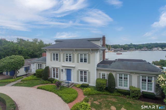 20 Grove Avenue, Groton, CT 06355