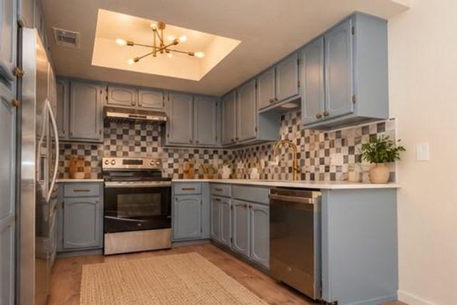 7203 Coronado CIR, Austin, TX 78752