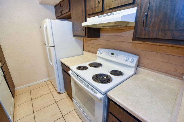 1510 Beaumont Road, Baytown, TX 77520