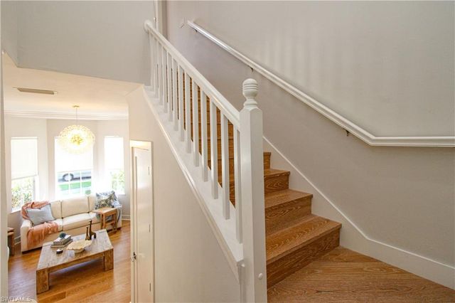 453 8th AVE S 106, Naples, FL 34102