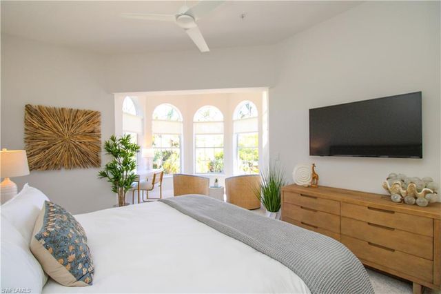 453 8th AVE S 106, Naples, FL 34102