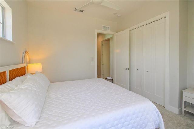 453 8th AVE S 106, Naples, FL 34102