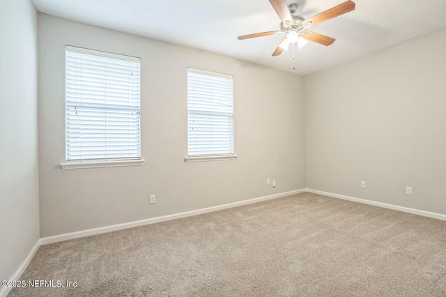 71 AUBURN OAKS Road W, Jacksonville, FL 32218