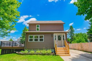 14 N Prairie Avenue, Deerfield, WI 53531