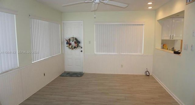 328 Riverdale Rd, Palm Springs, FL 33461