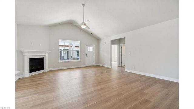 2144 Edwin DR, Chesapeake, VA 23322