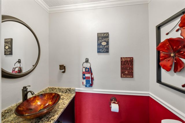 3623 Shore Shadows Drive, Crosby, TX 77532