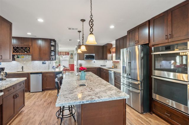 3623 Shore Shadows Drive, Crosby, TX 77532