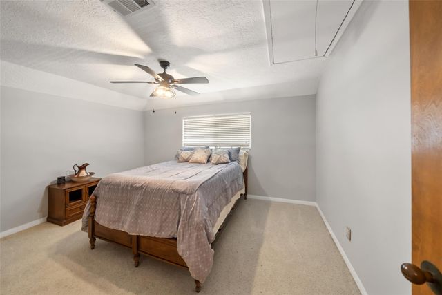 3623 Shore Shadows Drive, Crosby, TX 77532