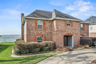 3623 Shore Shadows Drive, Crosby, TX 77532