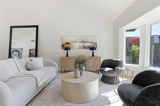 10526 Balcom, Granada Hills, CA 91344