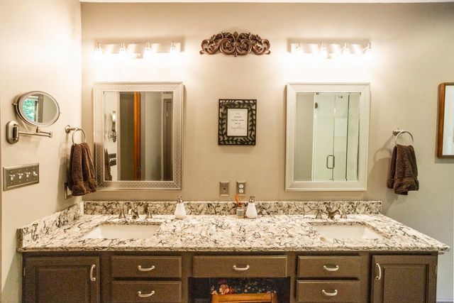 53254 Monticola Lane, Bristol, IN 46507