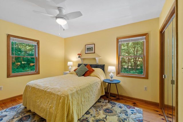 32 Beach Head Road, Nottingham, NH 03290